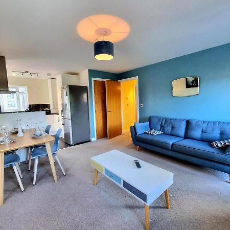 Luxury 2-Bedroom Service Apartment With Balcony Manchester Esterno foto